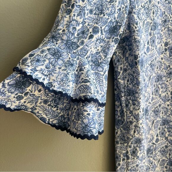 Duffield Lane Floral Blue Top with Ruffle Sleeves Tiered Ribbon Trim Medium - Picture 3 of 9